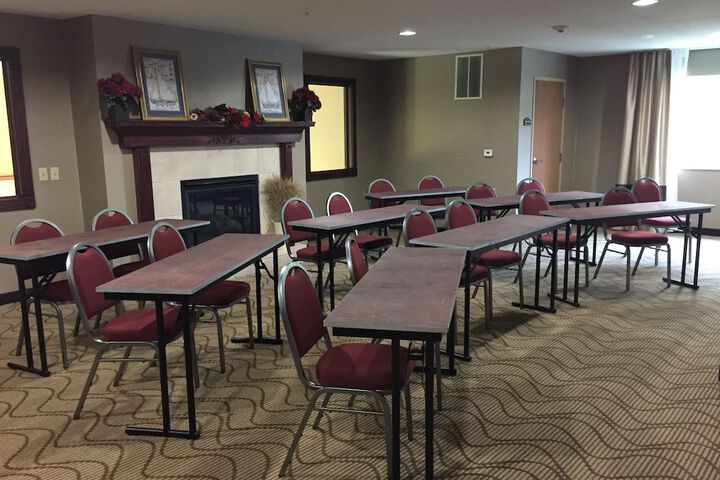 Comfort Suites Lake Geneva East