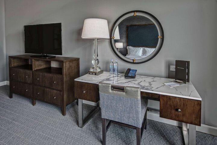 Room 27 of 57