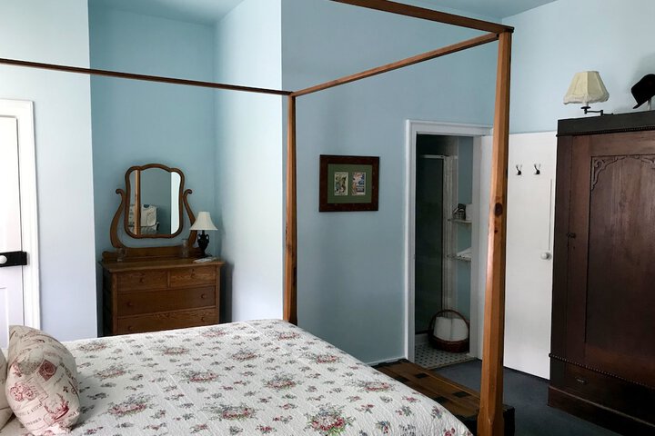 B & B at Oliver Phelps