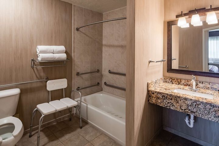 Best Western Plus Flathead Lake Inn & Suites