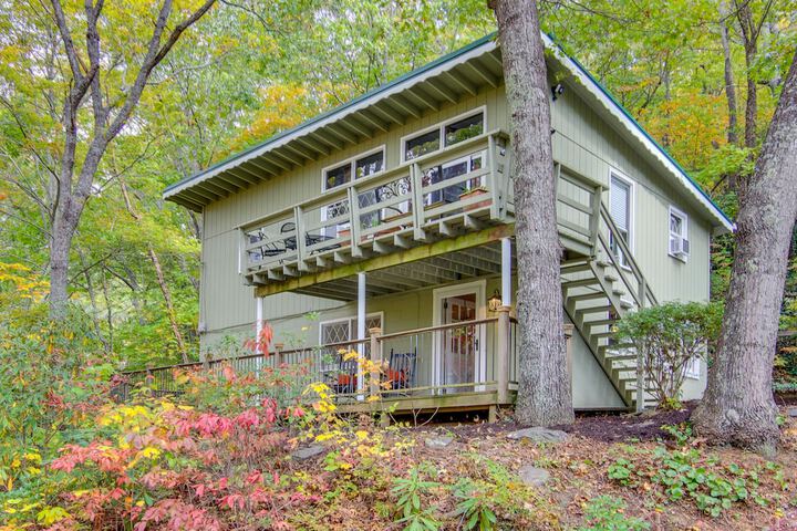 Black Mountain Cabin Apartment 2 Mi to Downtown!