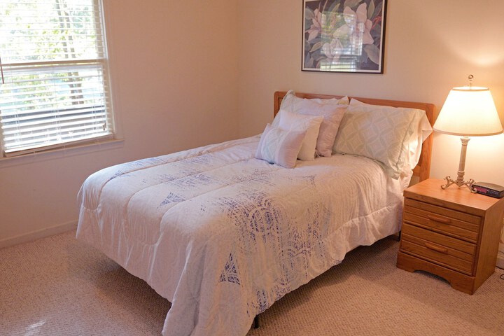 Room 187 of 399