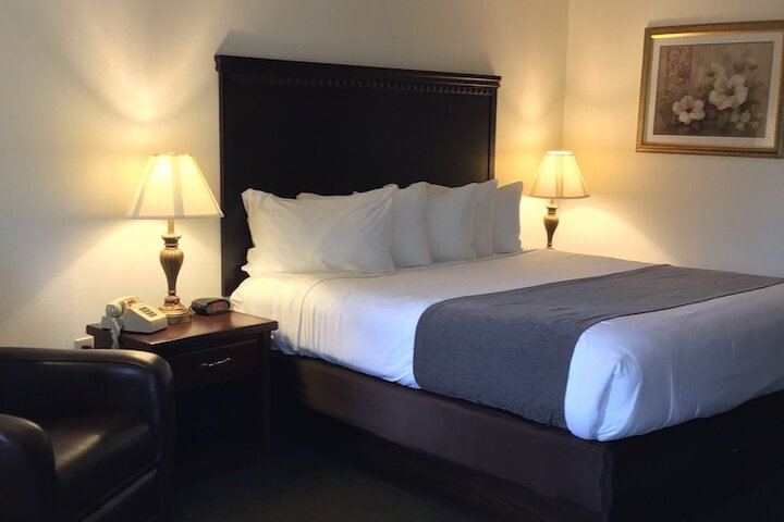 Room 19 of 37