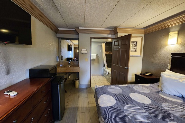 Room 45 of 67