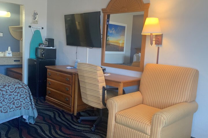 Room 20 of 31