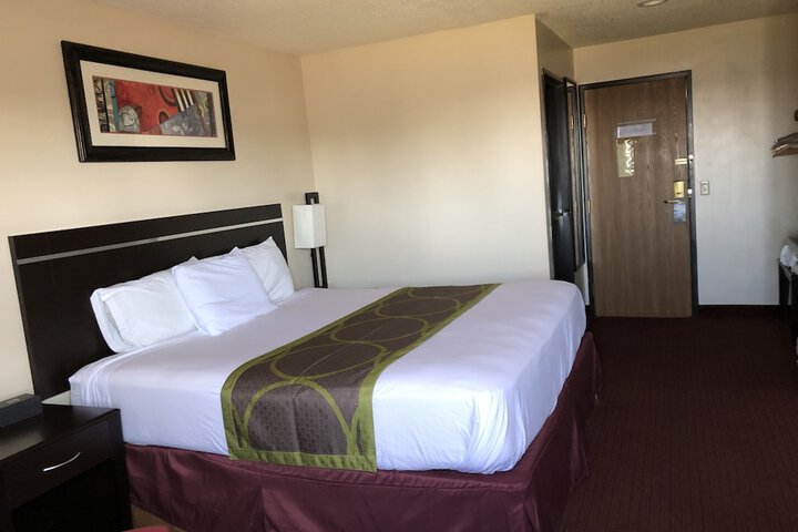 Room 30 of 78