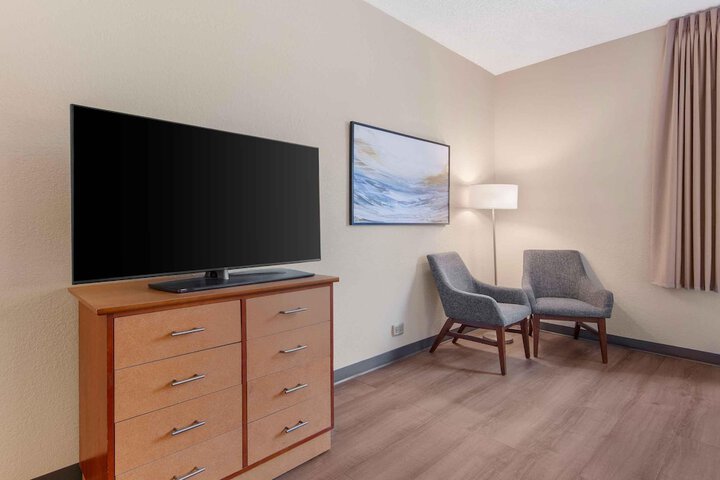 Extended Stay America Suites Ft. Lauderdale Cyp Crk NW 6th Wy