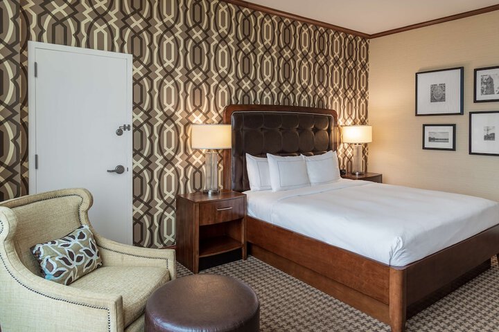 Room 20 of 130