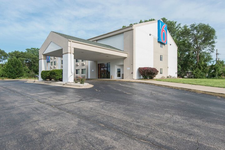 Hotel 2 of 23