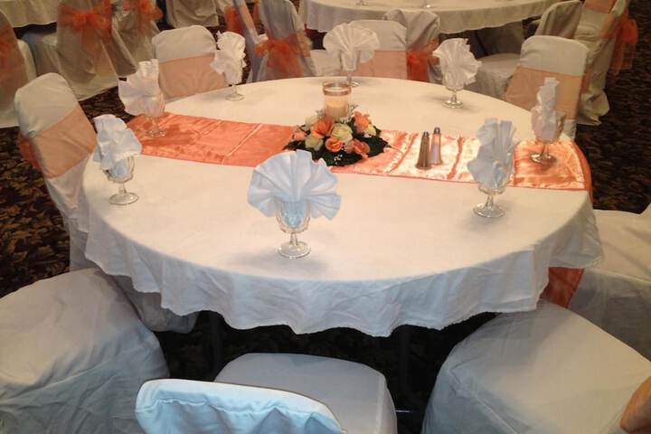 Ballroom/Hall 34 of 36
