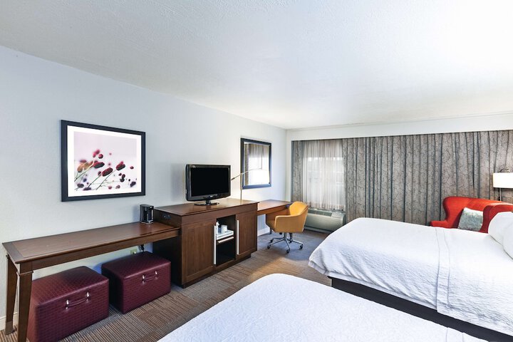 Room 19 of 32