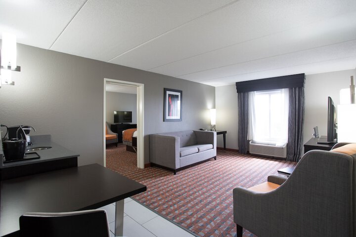 Room 15 of 40