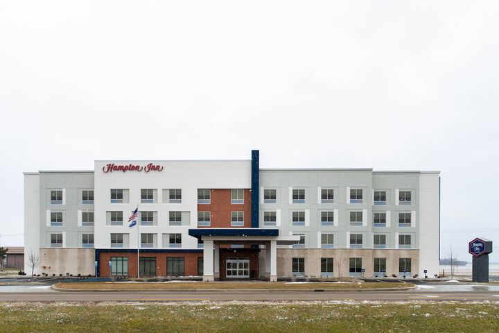 Hotel 4 of 75