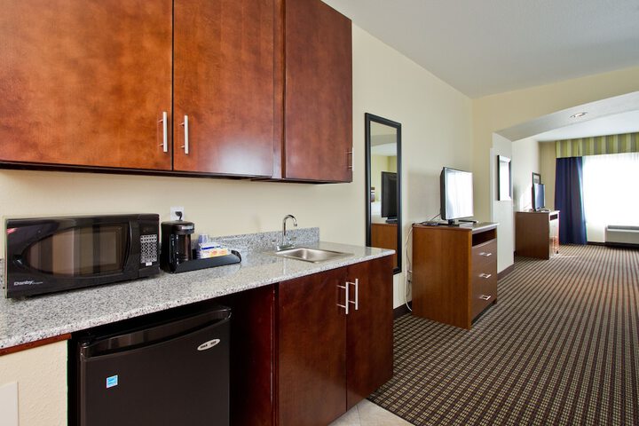 Room 15 of 53
