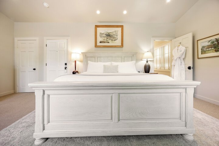 McCully House Inn