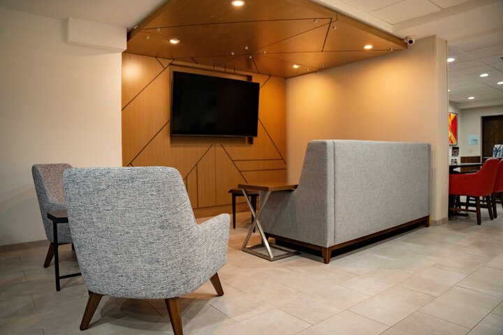 Hotel Interior 14 of 61
