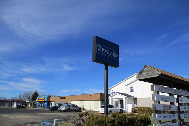 Travelodge by Wyndham Redwood Falls