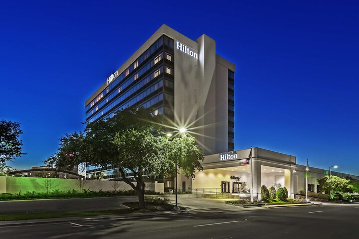 Hotel 7 of 77