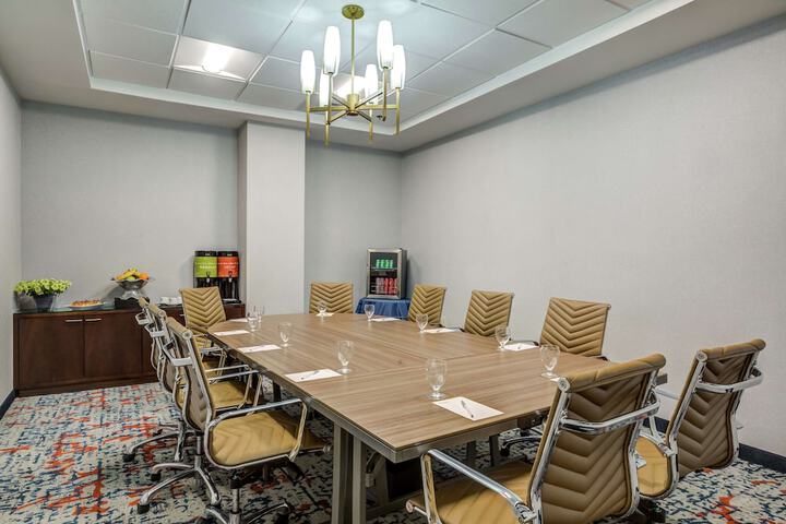 Hilton Garden Inn Boston / Waltham