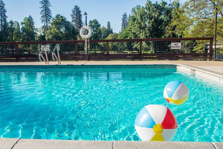 Pool 6 of 47