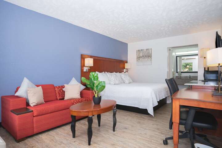 Suite 2 of 11