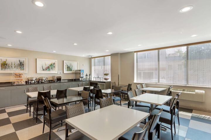 Best Western Plus Plaza Hotel