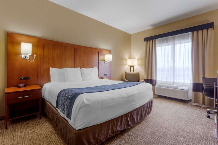 Room 33 of 39