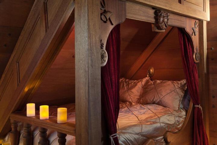 Victorian Mansion Bed and Breakfast Inn