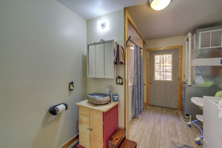 Paradise Cottage: Trail Access Nearby