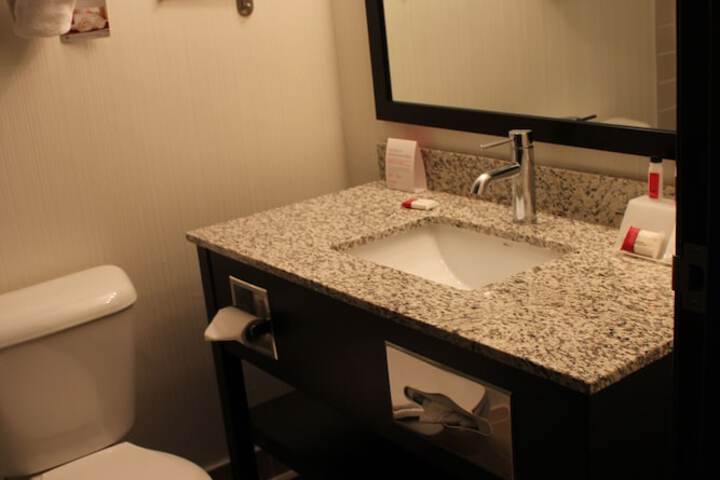 Ramada Plaza by Wyndham Regina Downtown