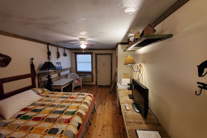 Room 16 of 55