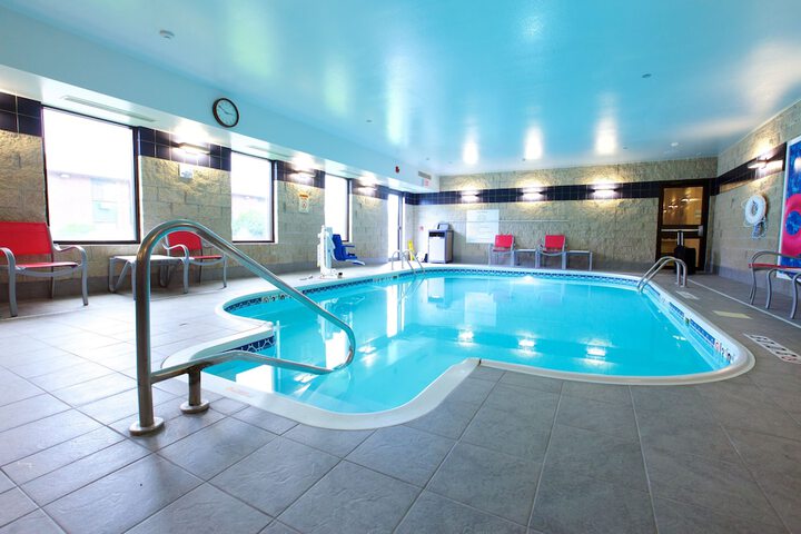 Pool 11 of 73