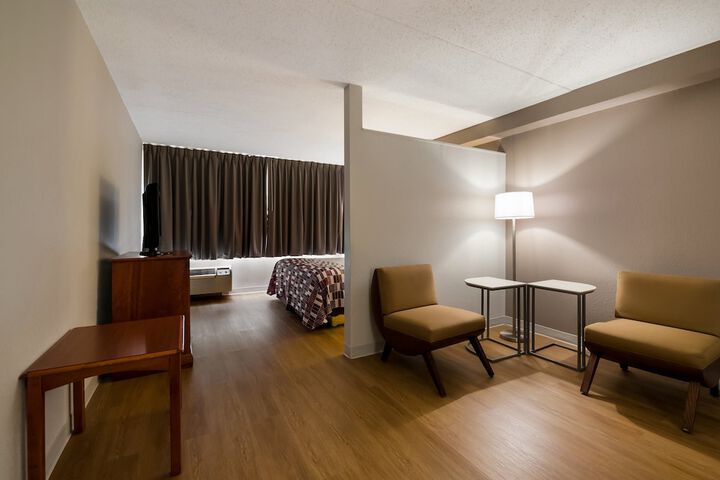 Room 15 of 51