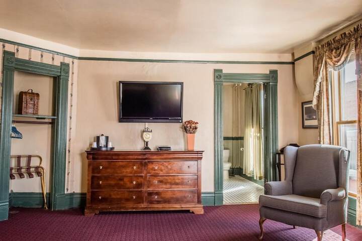 Room 19 of 56