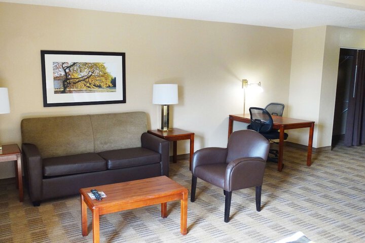 Extended Stay America Select Suites St. Louis Earth City