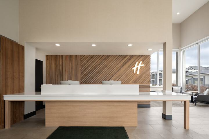 Holiday Inn Ontario by IHG