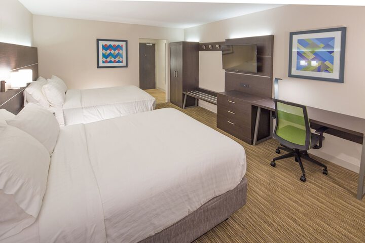 Room 13 of 29