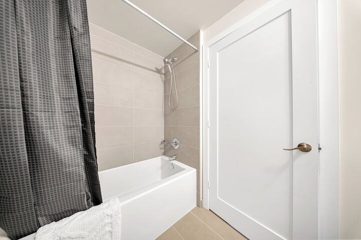 Room 92 of 112