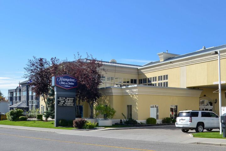 Hotel 4 of 73