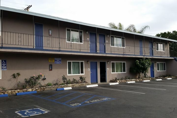 Hotel 4 of 16