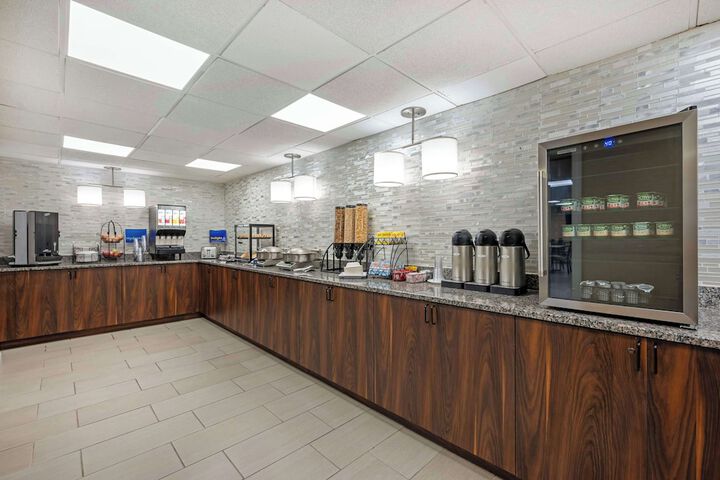 Best Western Ashbury Inn