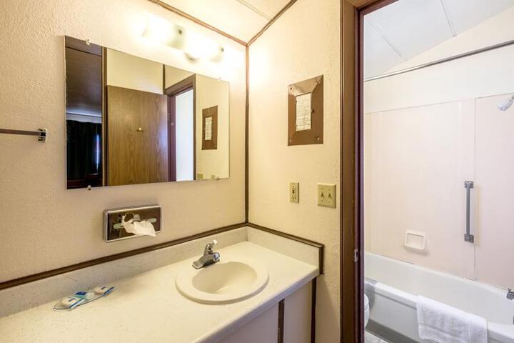 Rodeway Inn