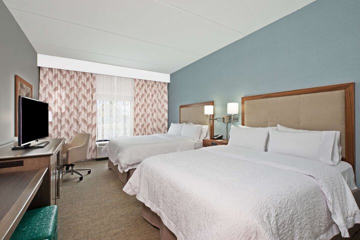 Hampton Inn & Suites North Huntingdon-Irwin