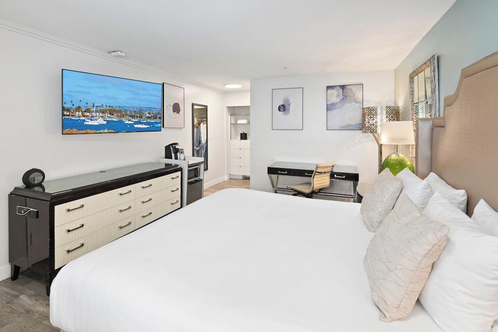 Room 20 of 28