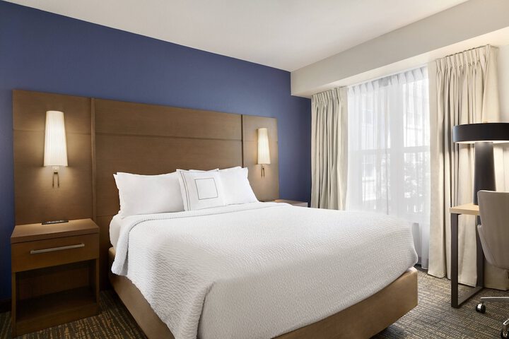 Room 20 of 35