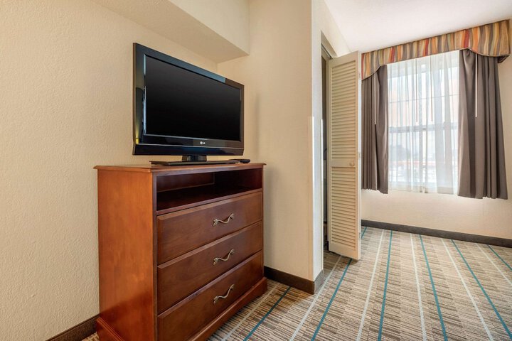 Room 19 of 57