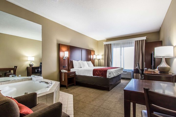 Room 21 of 35