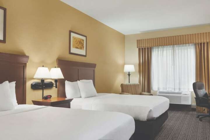 Room 15 of 21