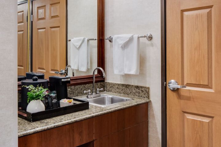 Ayres Hotel Costa Mesa / Newport Beach