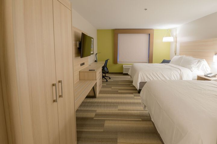 Room 20 of 32